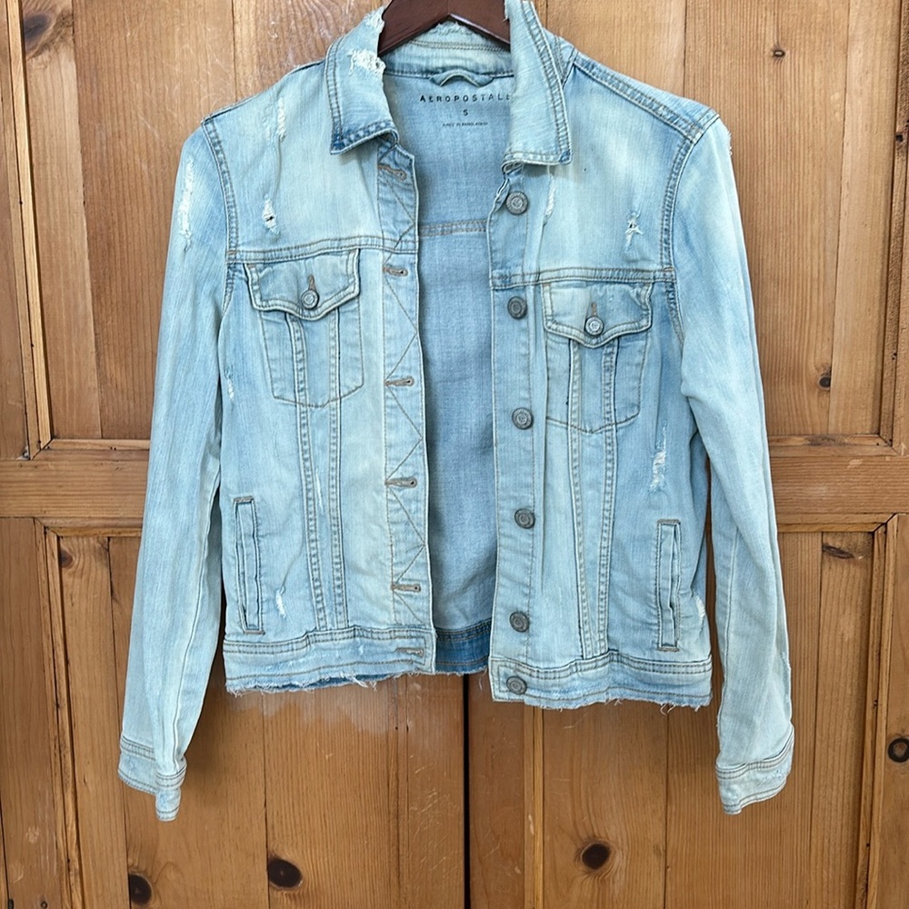 Aeropostale Distressed Denim Jean jacket size Small